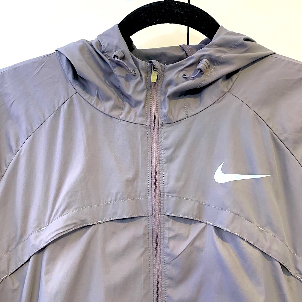 Nike shield running jacket windbreaker in warm gray size XL women’s